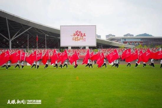 《北方一片苍茫》收获多重奖项权威加持并入围北影节展映，一方面反映出爱奇艺凭借良好的鉴片品味和制作能力逐渐参与到上游制作中，同时体现出爱奇艺积极为优质国产电影拓路，布局文艺佳作的高敏锐度和精准专业的眼光，此次亮相电影节也将提升其市场号召力，为线上线下发行预设受众和口碑铺垫，拓展文艺片市场的发行空间